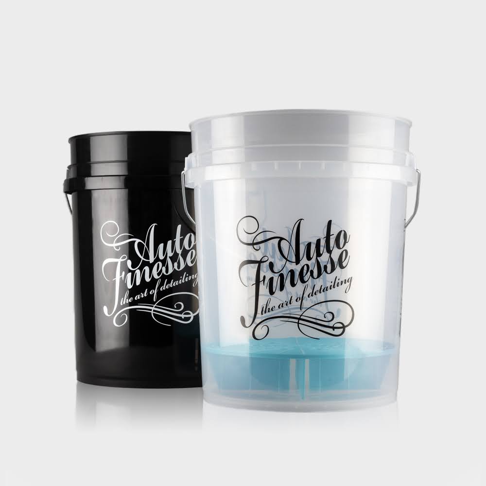 Detailing Bucket